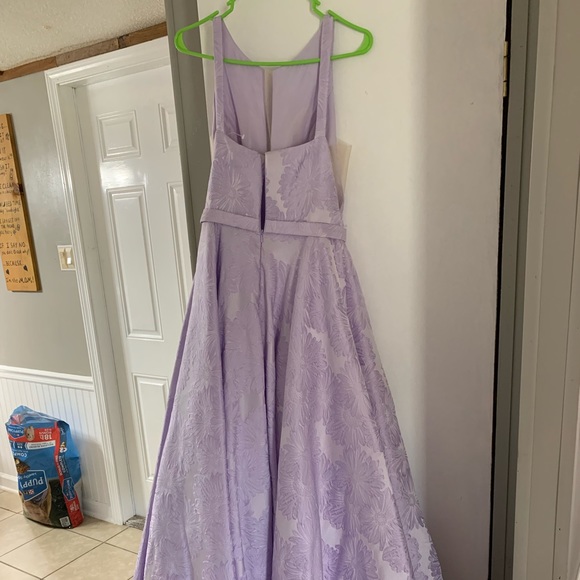 Prom Dress size 6. - Picture 2 of 2